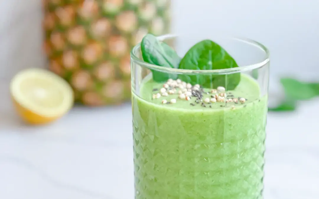 Green Pineapple Spinach Smoothie