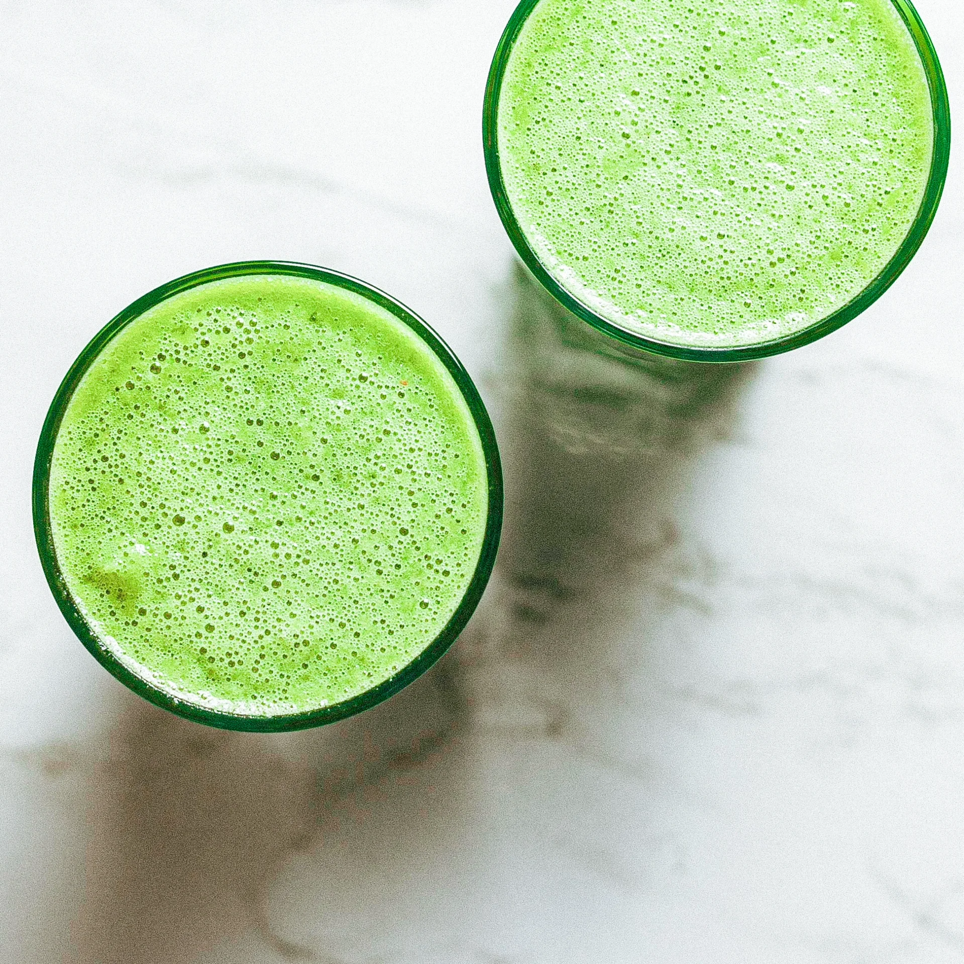 Green Pineapple Spinach Smoothie