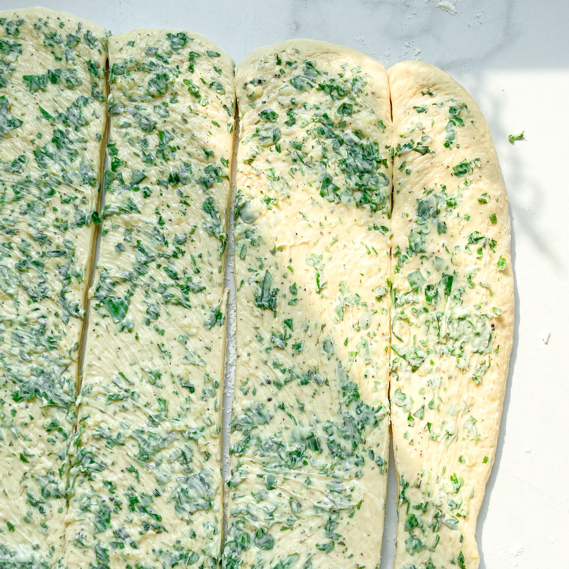 Garlic Herb Pull Apart Bread