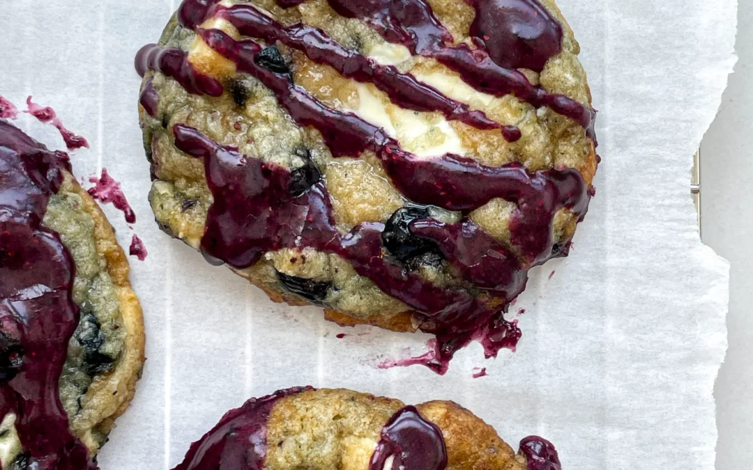 White Chocolate Blueberry Cookies & Blueberry Icing