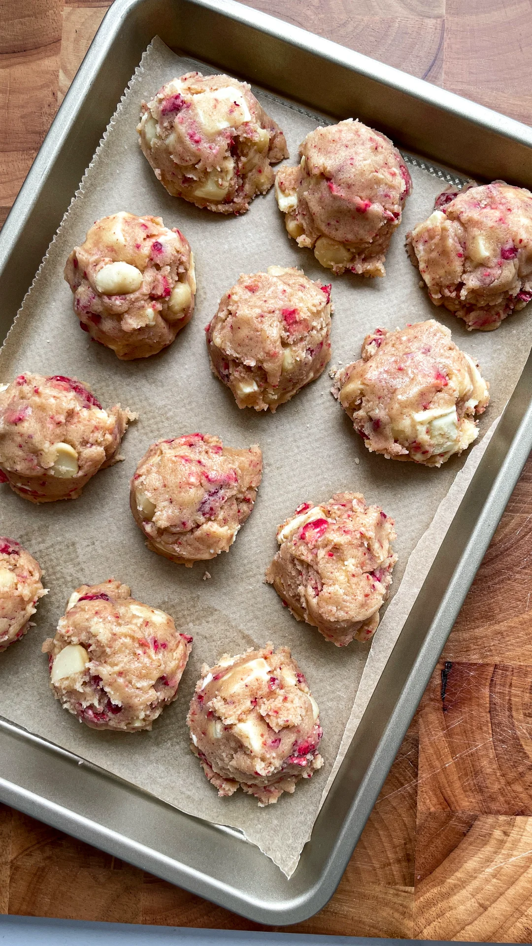 White Chocolate Strawberry Macadamia Cookies