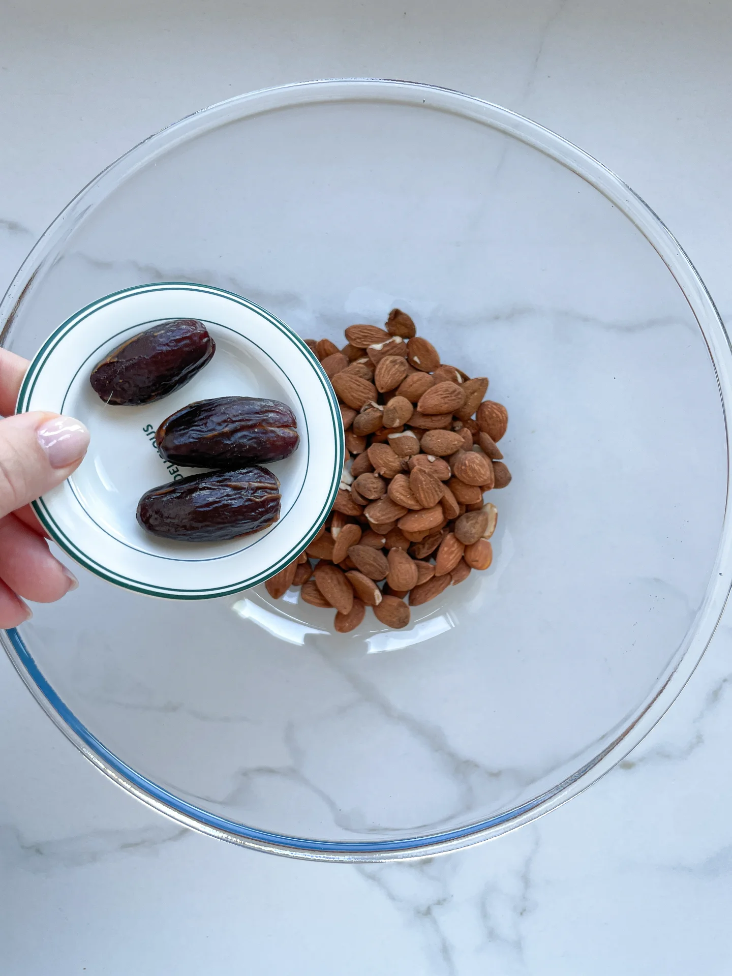 Dreamy Homemade Almond Milk