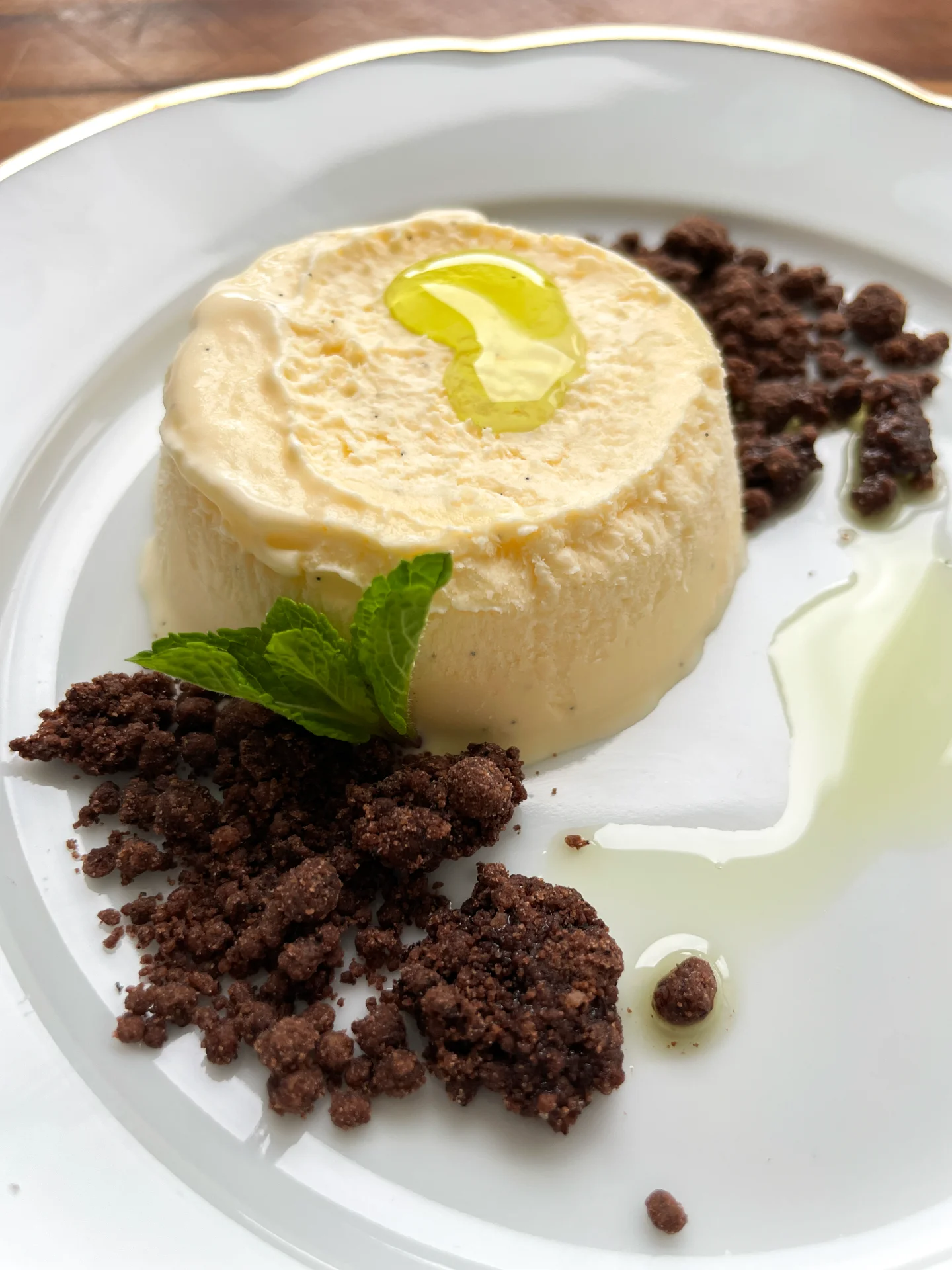 Vanilla Parfait with Chocolate Soil