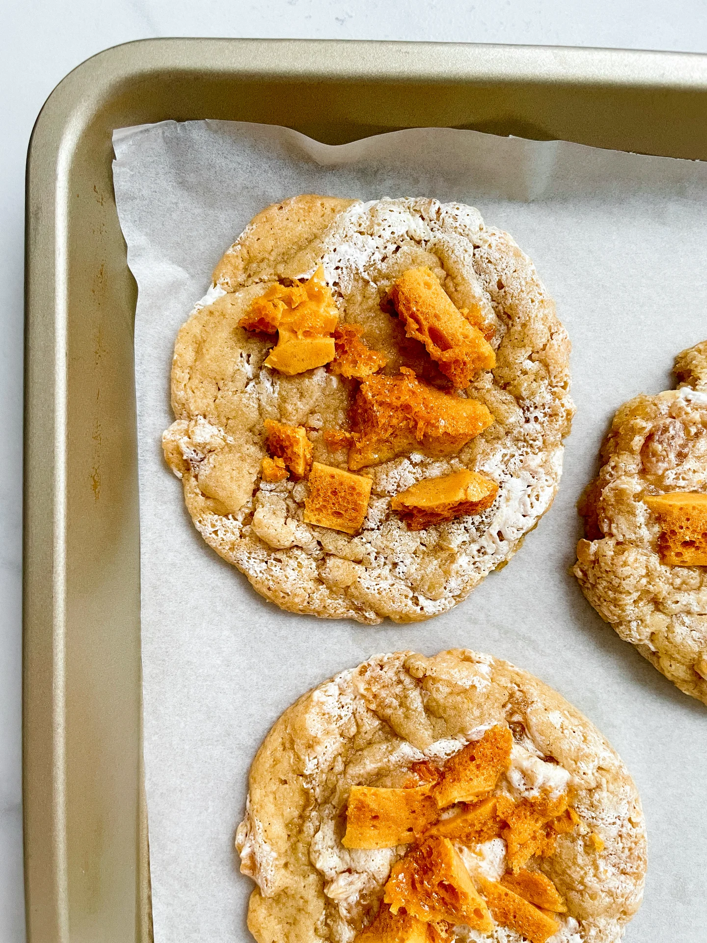 Honeycomb Apricot Marshmallow Fluff Cookies