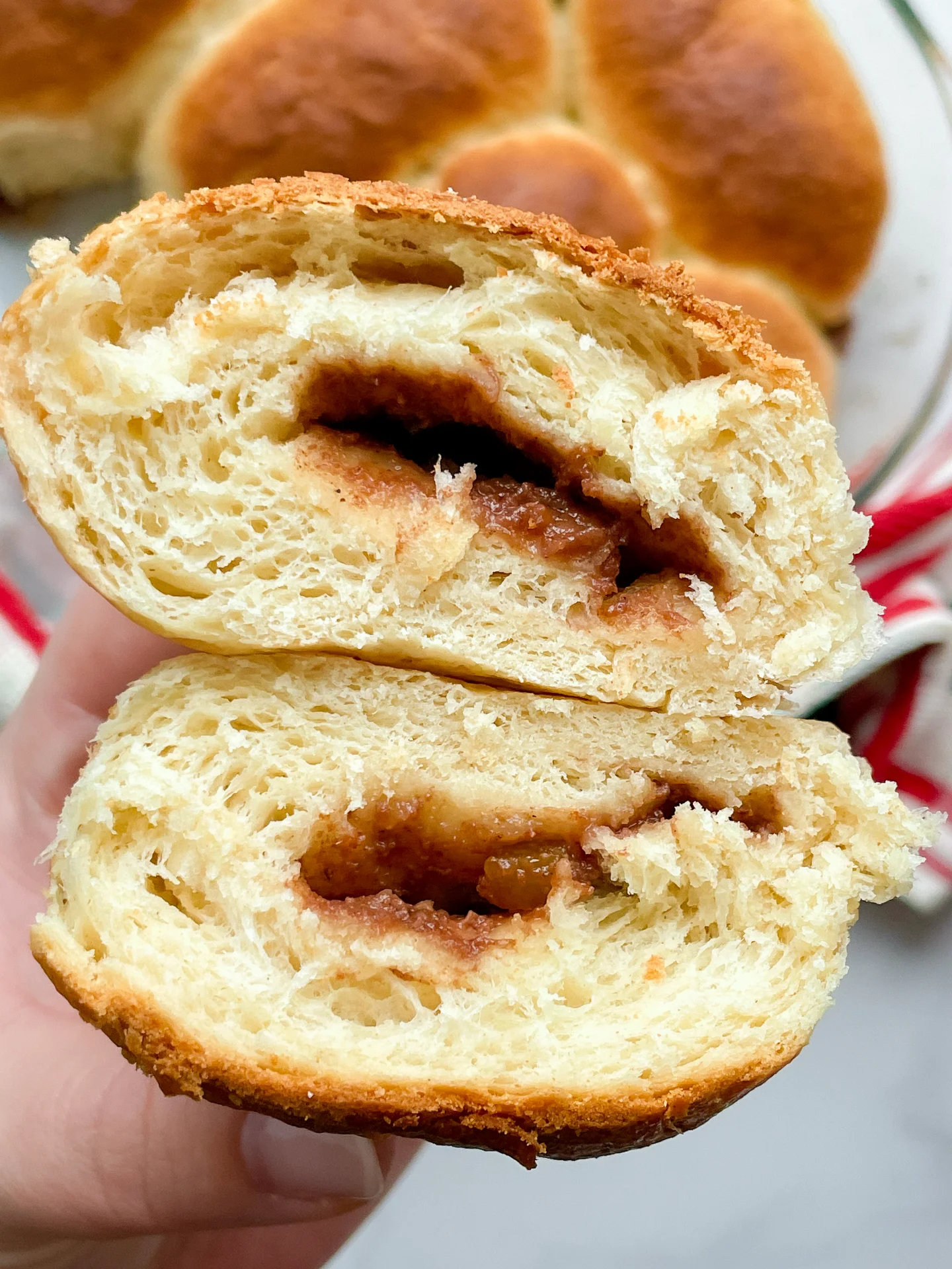 Milk Buns with Gingerbread Filling