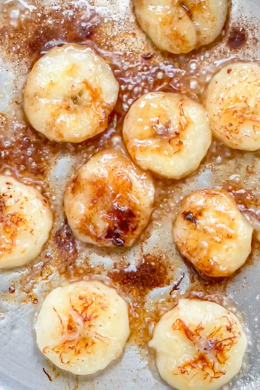 Warm Banana Blueberry Oats with Creamy Nutbutter Warm Banana Blueberry Oats with Creamy Nutbutter