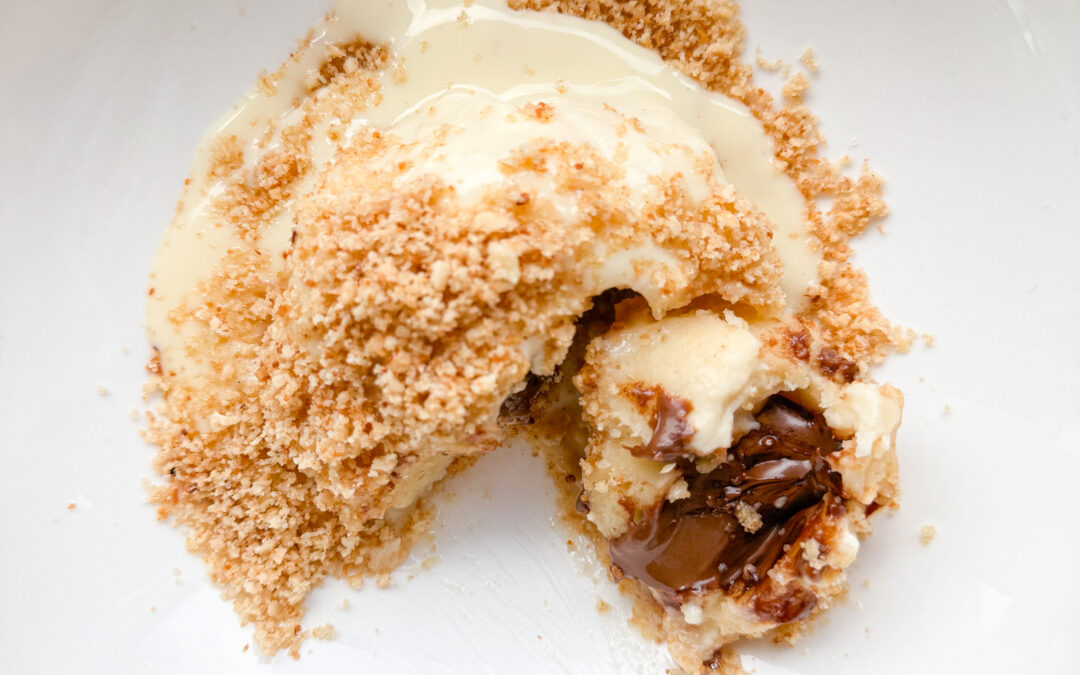 Steamed Buns Filled With Melted Nougat