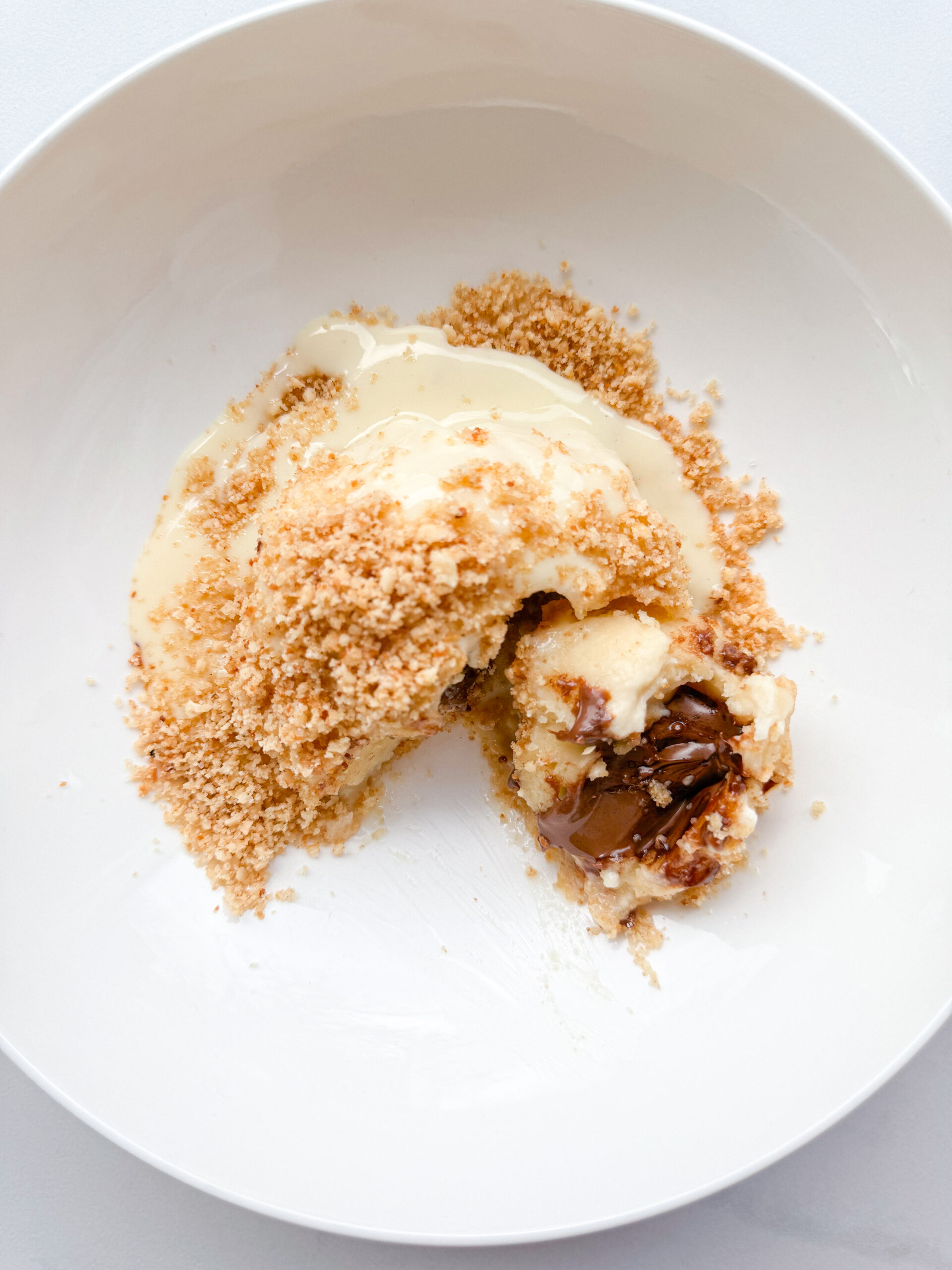 Steamed Buns Filled With Melted Nougat