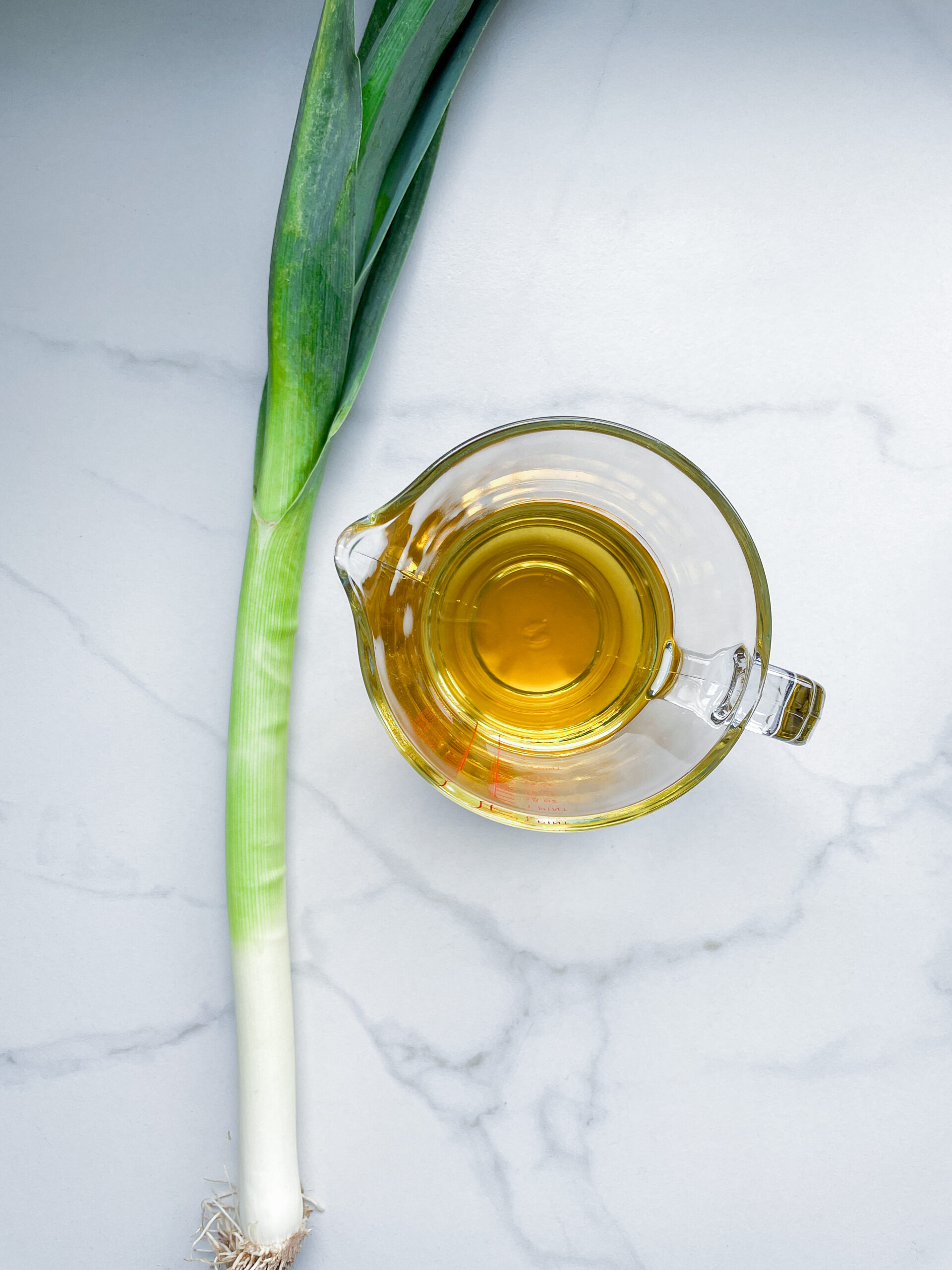 Leek Oil