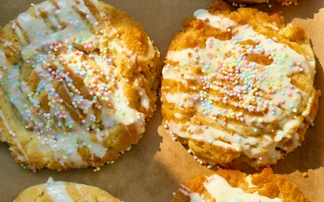 Bakery Style Vanilla Caramel Cookies